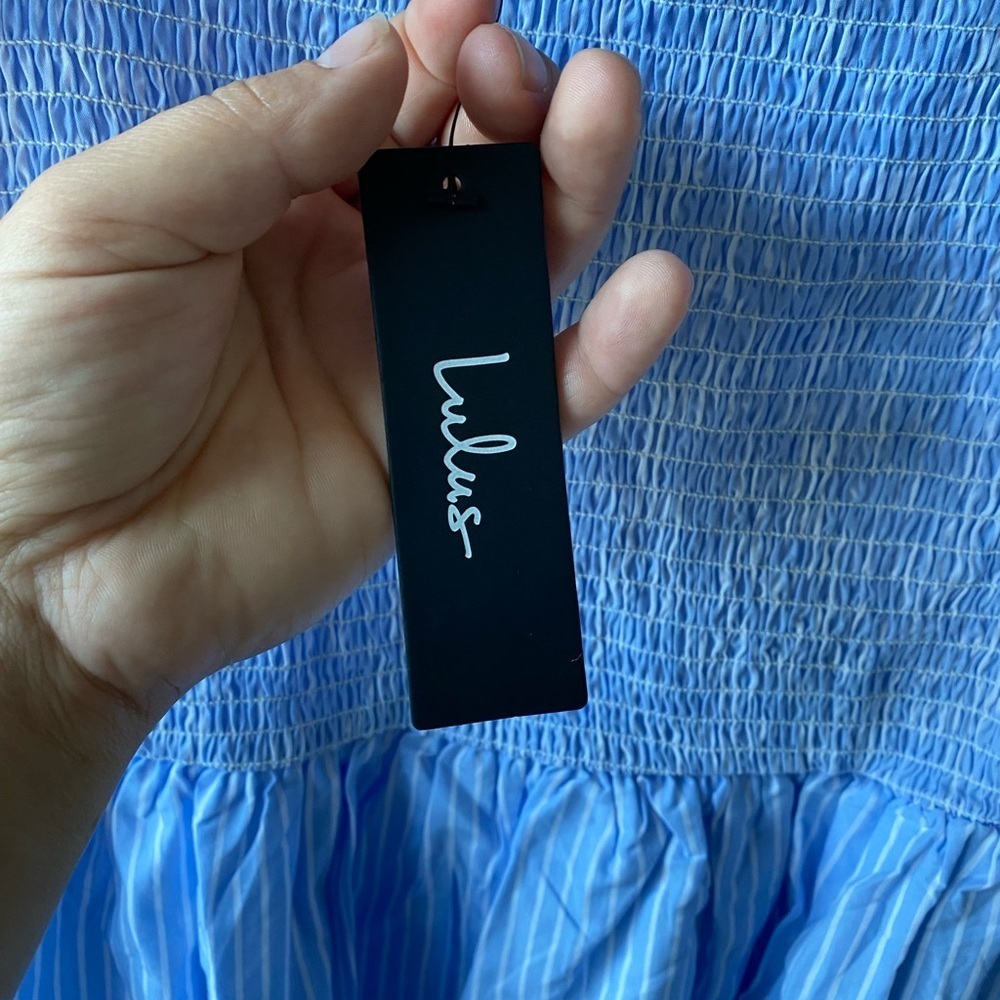 Lulus blue striped smocked skater midi dress large - Picture 4 of 8
